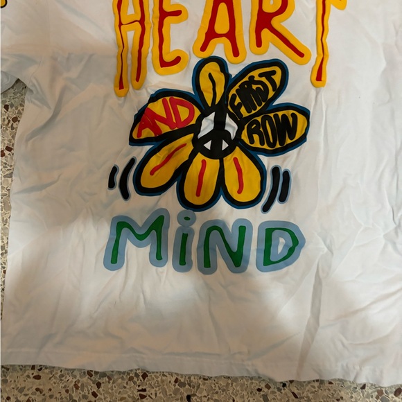 FIRST ROW Heart & Mind T shirt Med - Picture 5 of 11